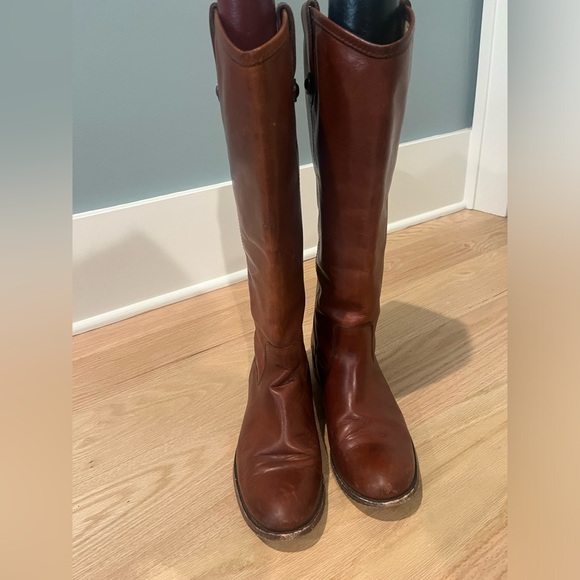 🤎 FRYE Women's Melissa Button Riding Boot in Cognac - Picture 5 of 13